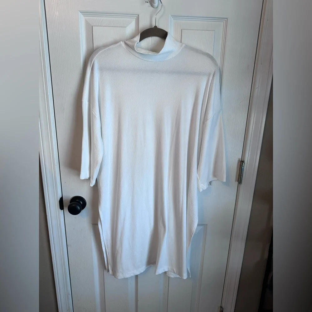 LALA Oversized Tunic - Picture 1 of 1
